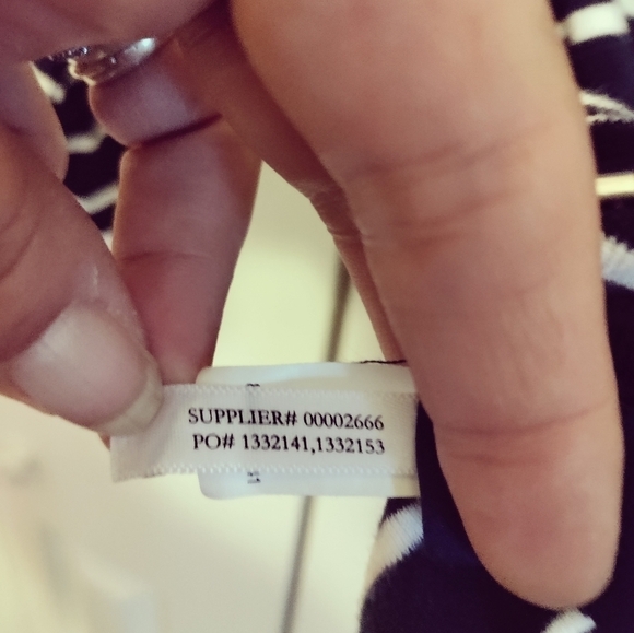 Chaps petite medium top black with white stripes tie accent on sides 3/4 sleeve - Picture 6 of 6